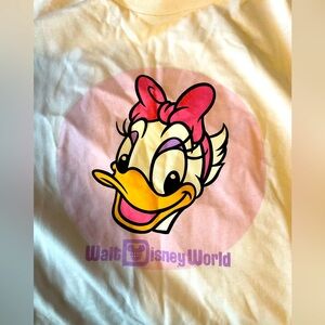 Walt Disney world parks Daisy Duck tshirt